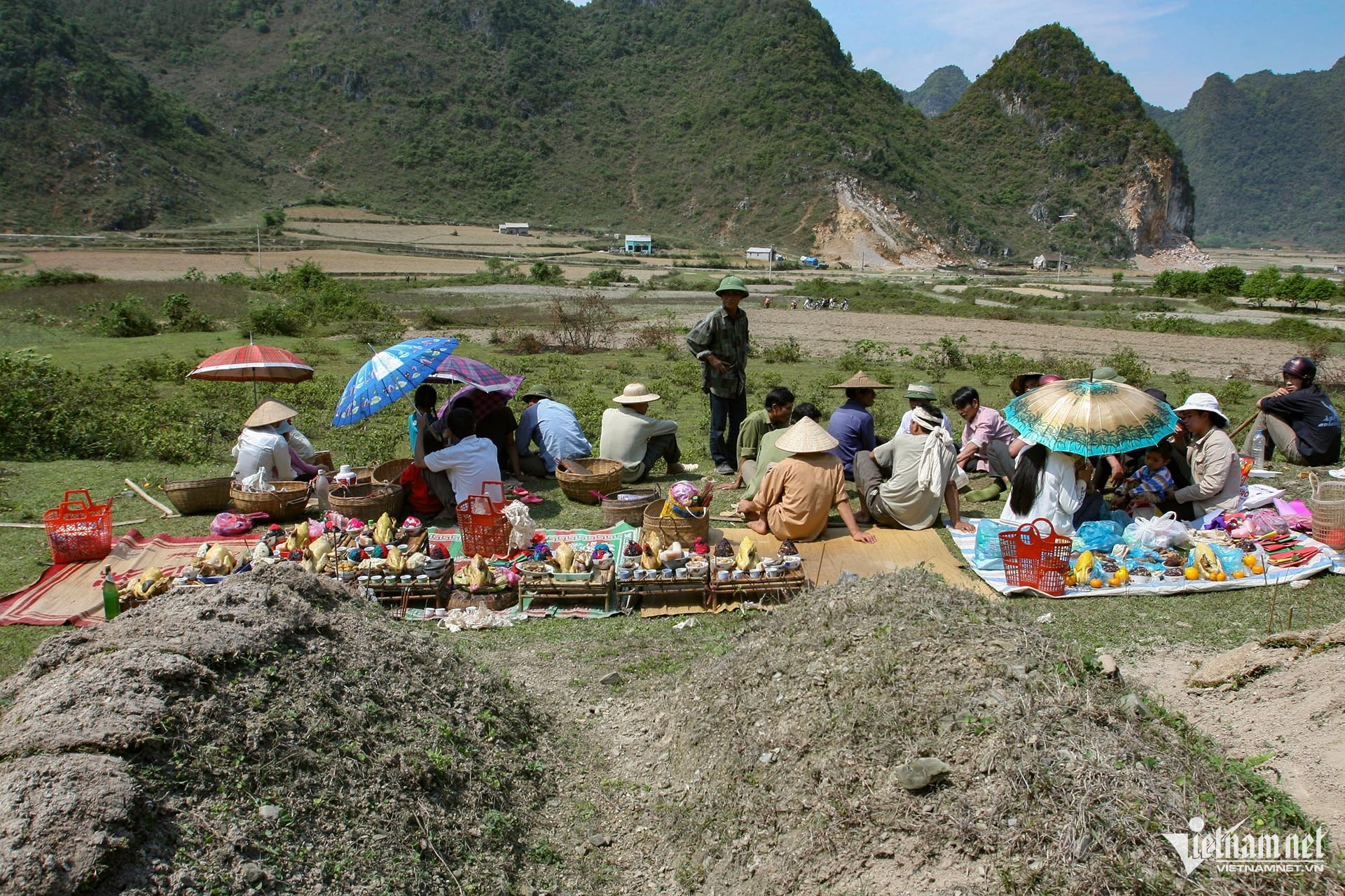 W-Tết Thanh minh dân tộc Tày, Nùng 11.jpg