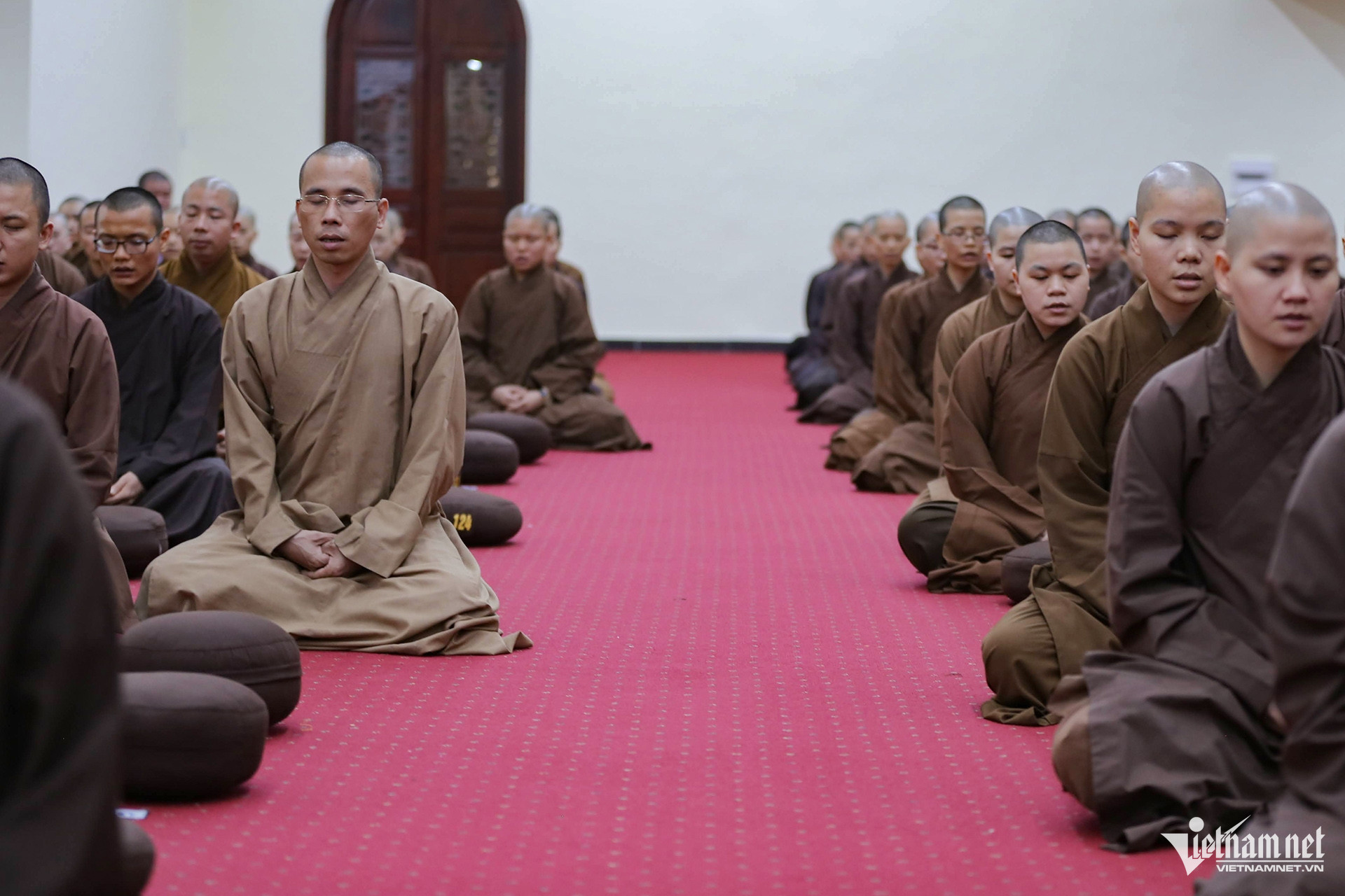 W-Thiền định hàng ngày nơi Thiền đường 5.jpg