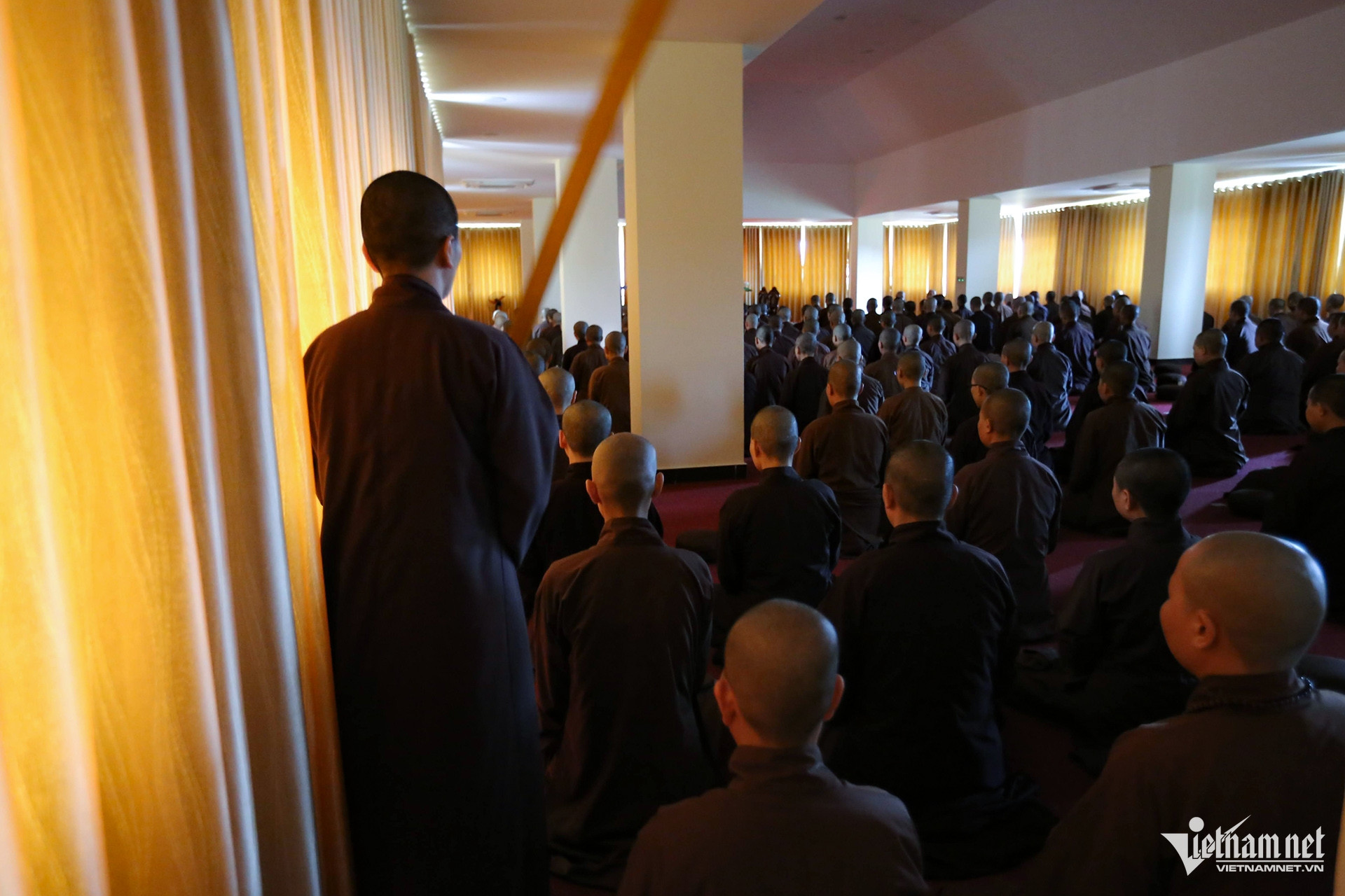 W-Thiền định hàng ngày nơi Thiền đường 9.jpg