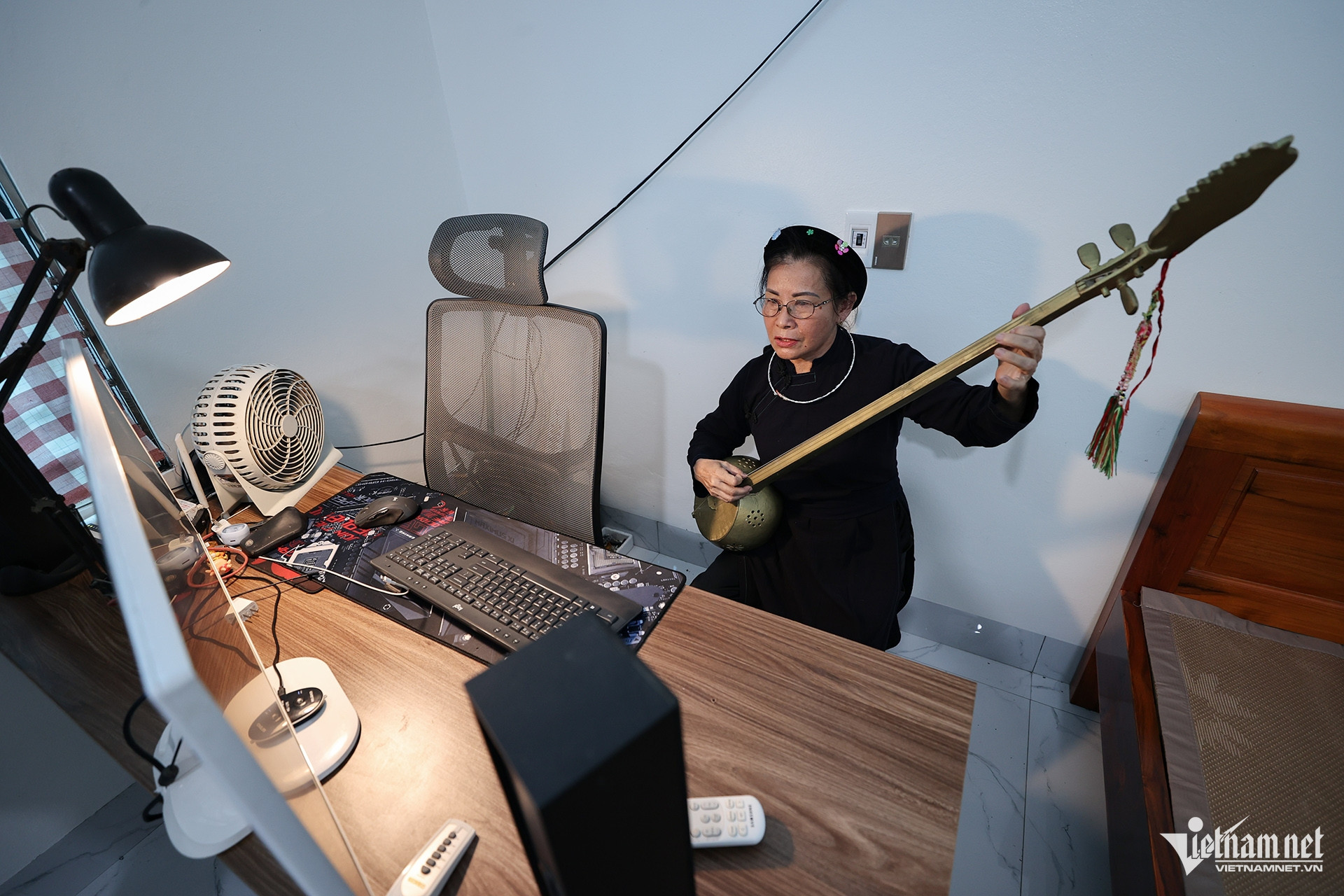 W-Truyền dạy hát then 7.jpg