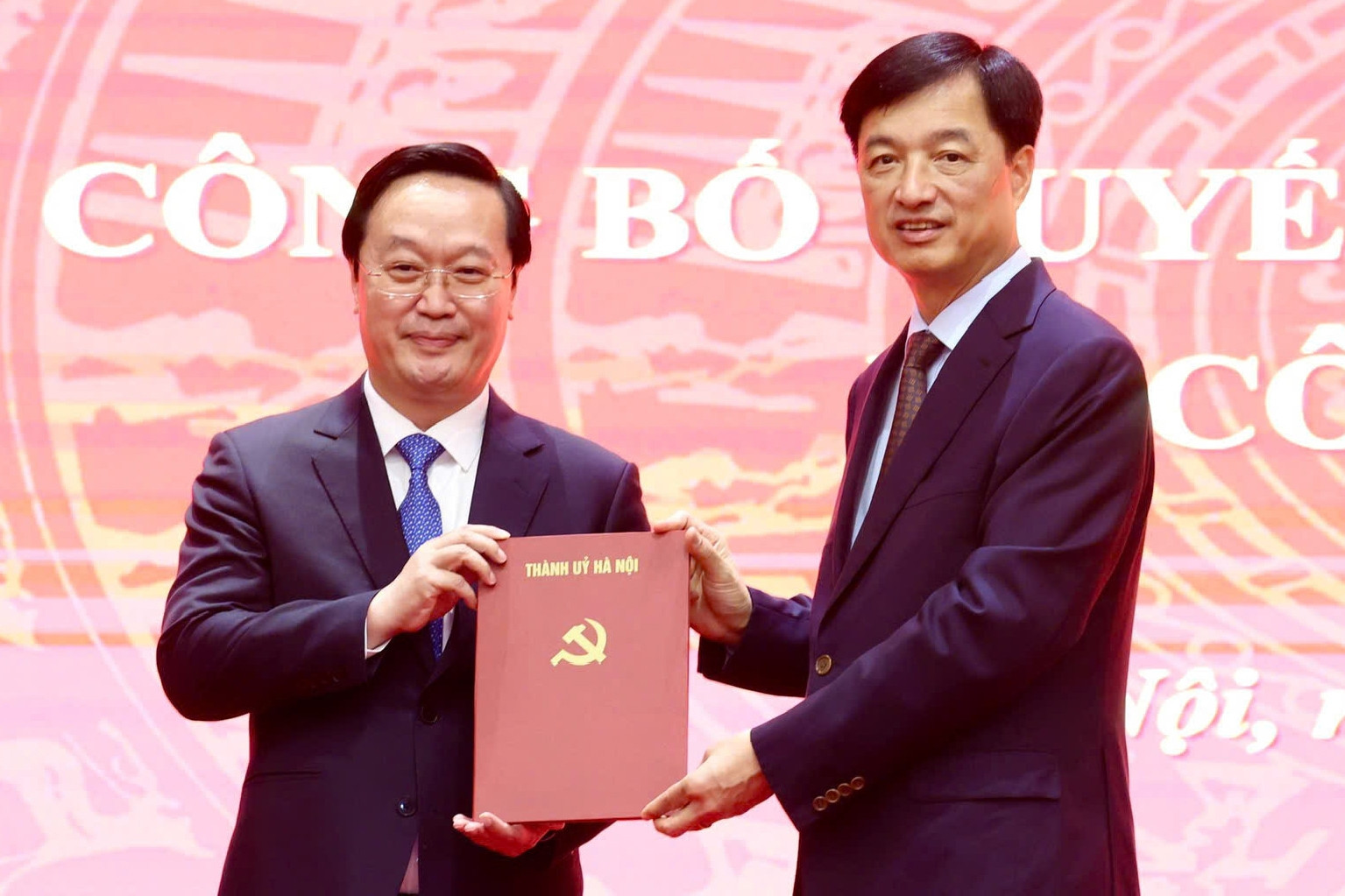 Bí thư Nghệ An Nguyễn Đức Trung giữ chức Phó bí thư Thành ủy Hà Nội