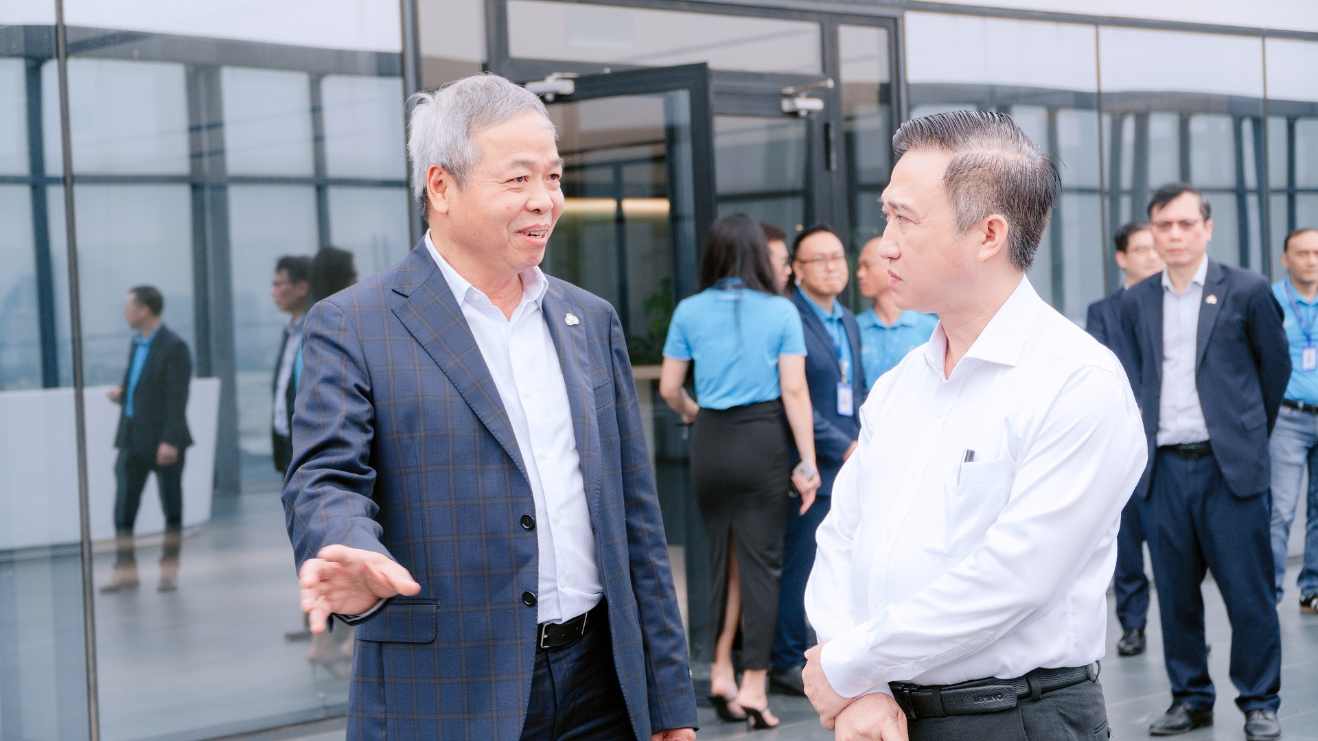 Lãnh đạo TP.HCM thăm Không gian Sáng tạo của CMC