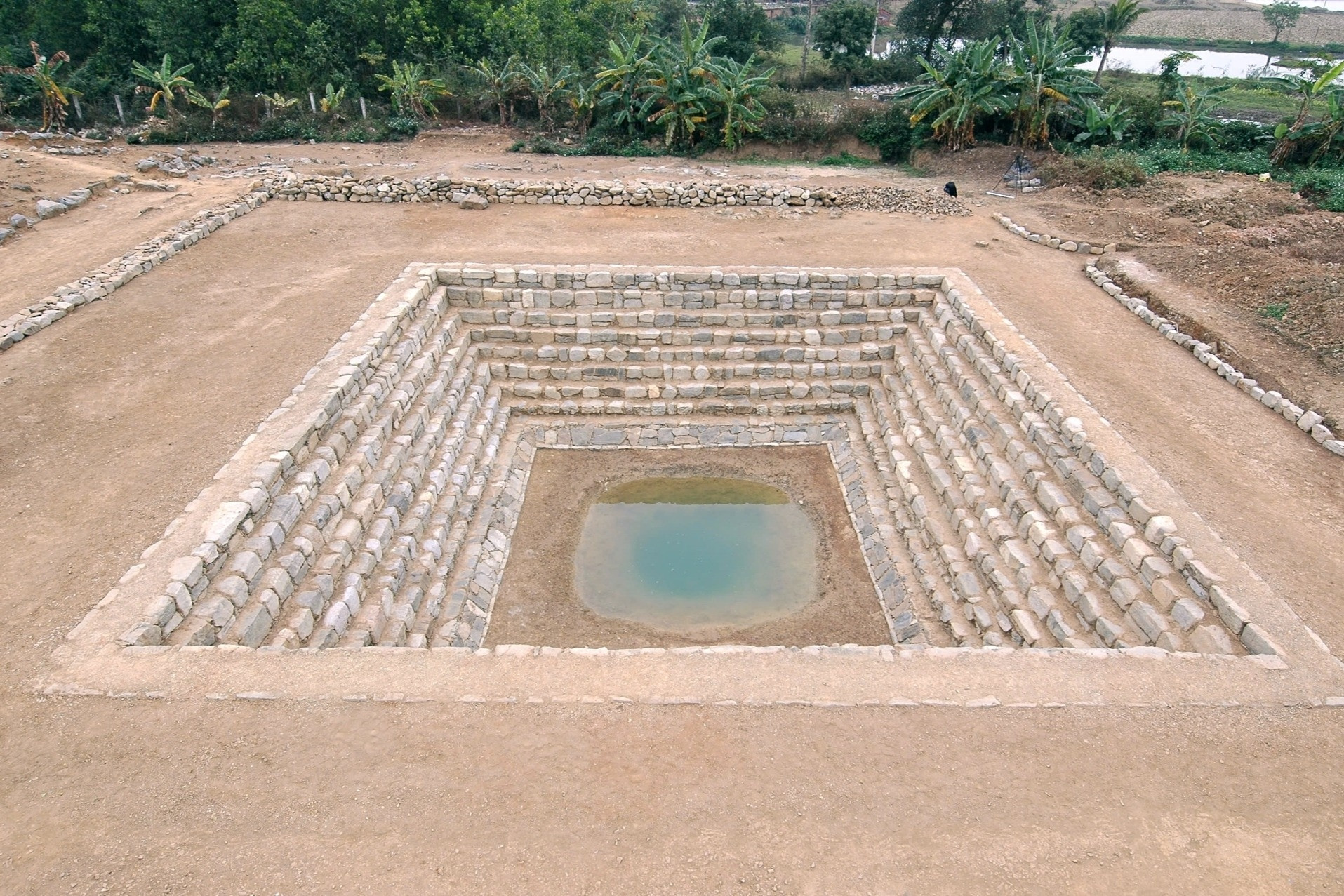 Khai quật Đàn tế Nam Giao hơn 600 năm ở Thành nhà Hồ