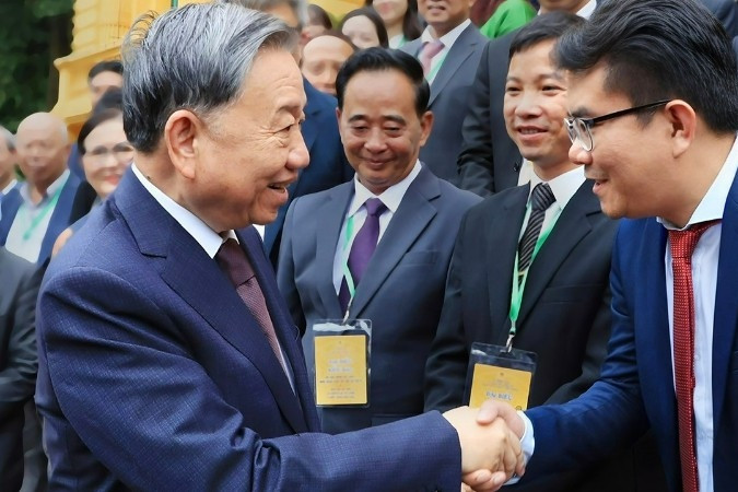 Kiều bào góp ý Dự thảo Văn kiện Đại hội 14: Kết nối tri thức, lan tỏa văn hoá, nâng tầm vị thế quốc gia