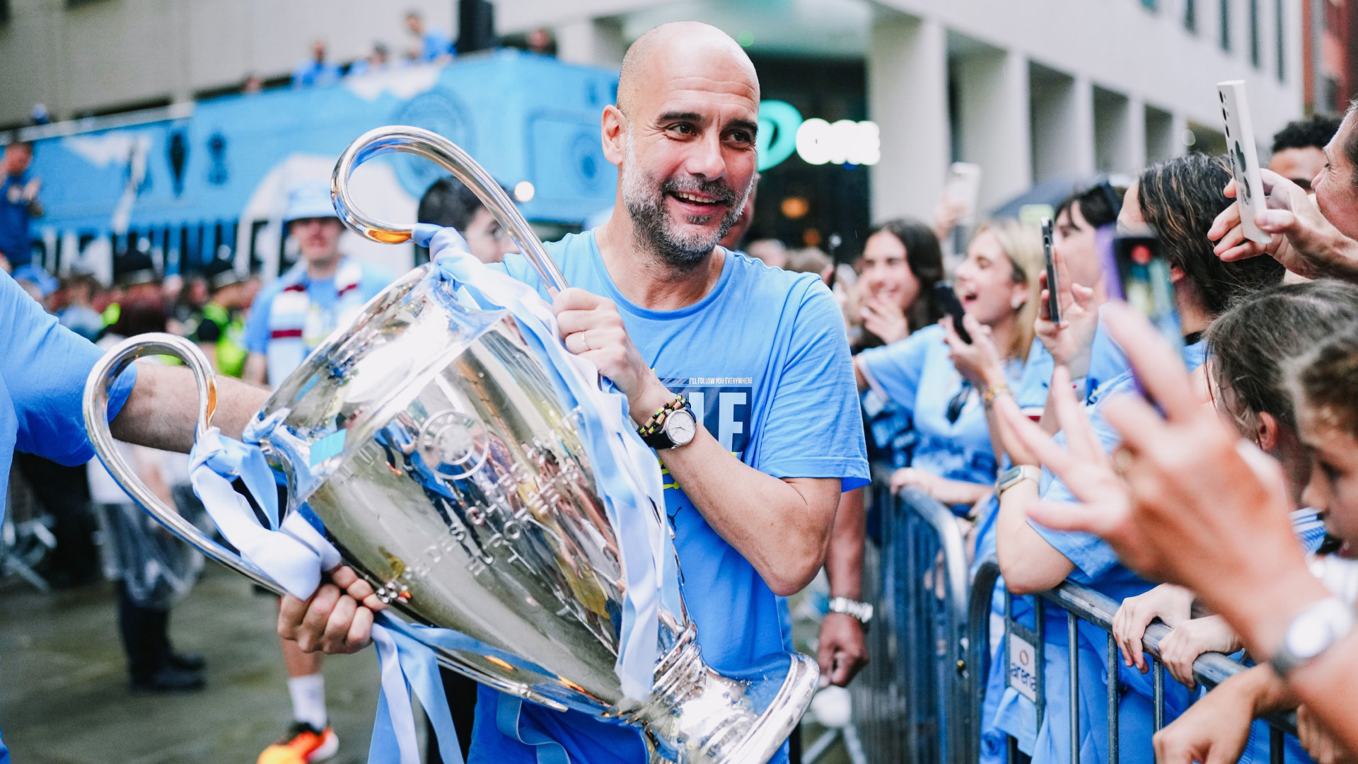 Pep Man City Cup C1.jpg