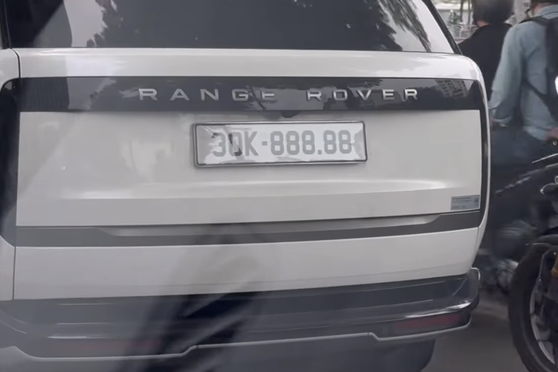 range rover 3.PNG
