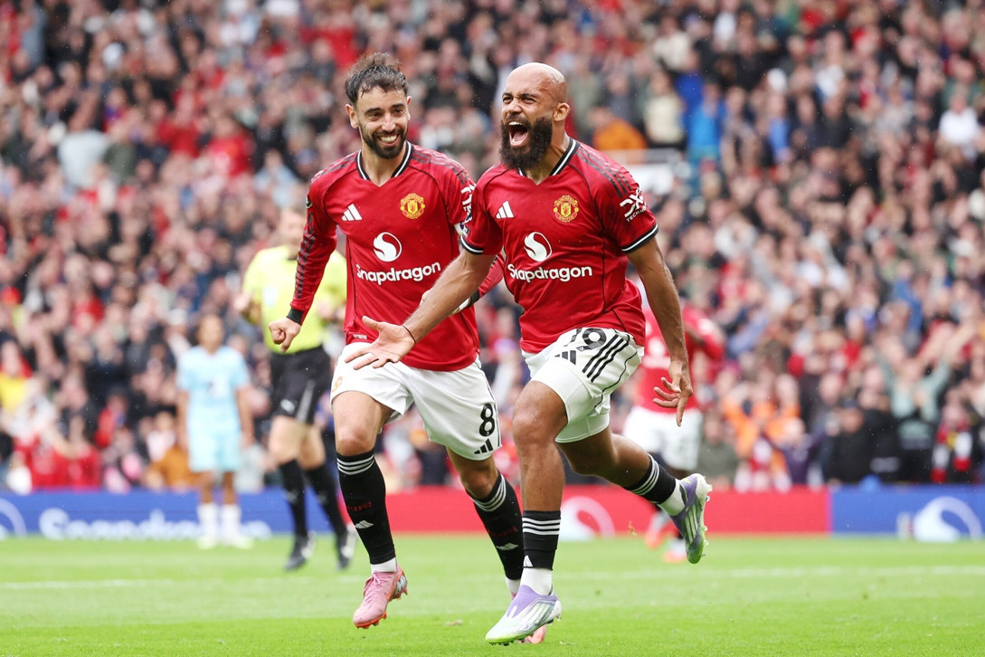 Rio Ferdinand nêu đích danh 3 cầu thủ giúp MU hồi sinh