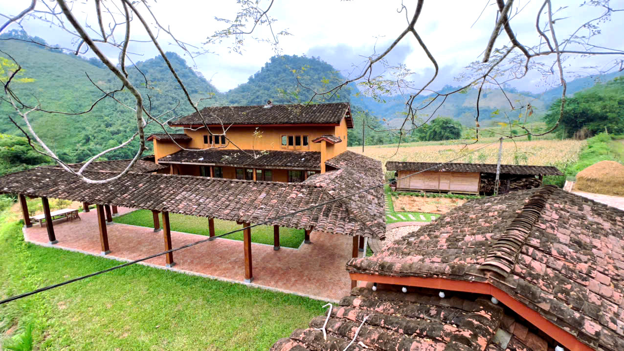 vợ chồng rời phố lên núi ở Hà Giang 03.jpg