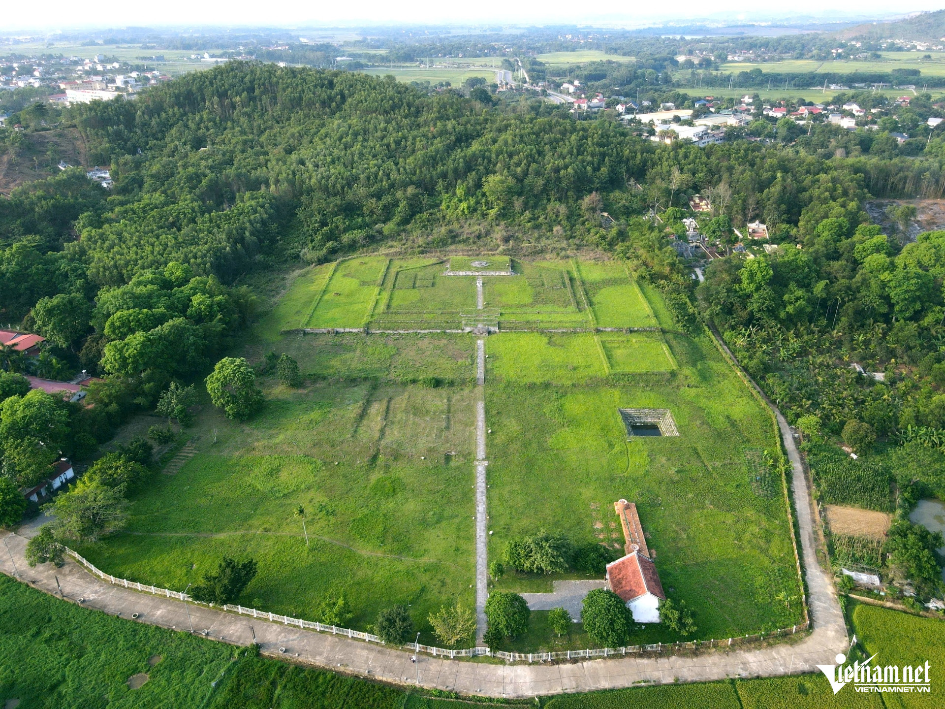 W-a1Khai quật Đàn tế Nam Giao hơn 600 năm.jpg