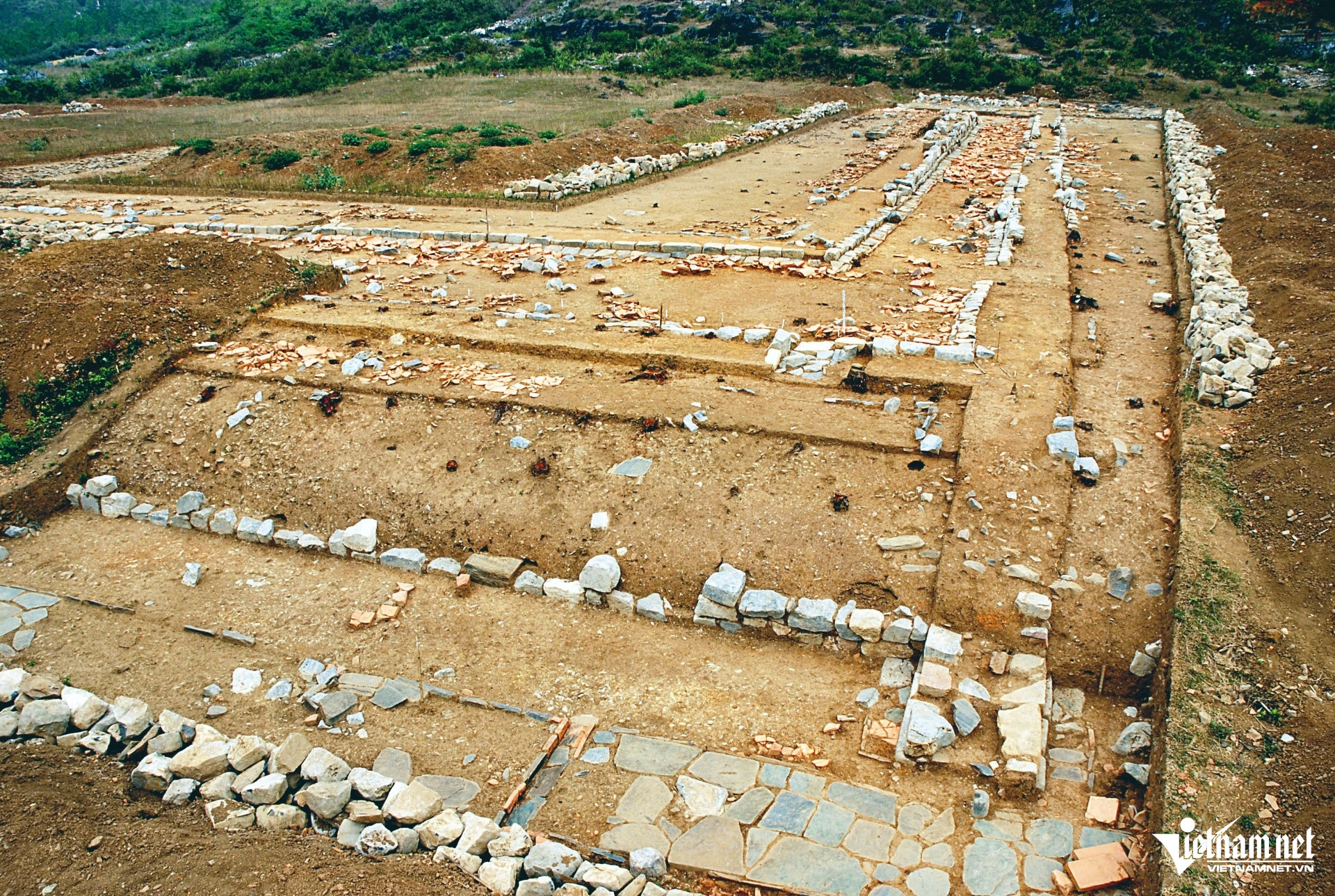 W-a4Khai quật Đàn tế Nam Giao hơn.jpg