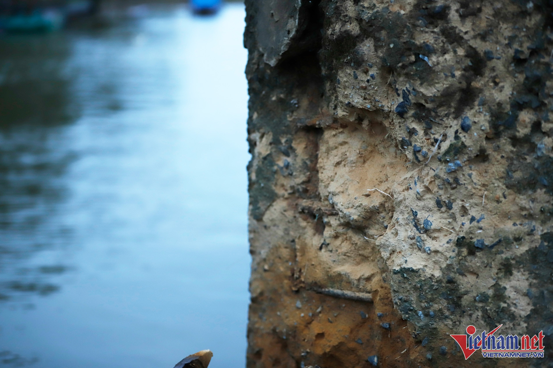 W-Tru T6 cau songlo.jpg