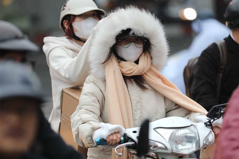 Bản tin sáng 12/11: Bão Fung-Wong ra khỏi Biển Đông, không khí lạnh tràn về Bản tin sáng 12/11: Bão Fung-Wong ra khỏi Biển Đông, không khí lạnh tràn về