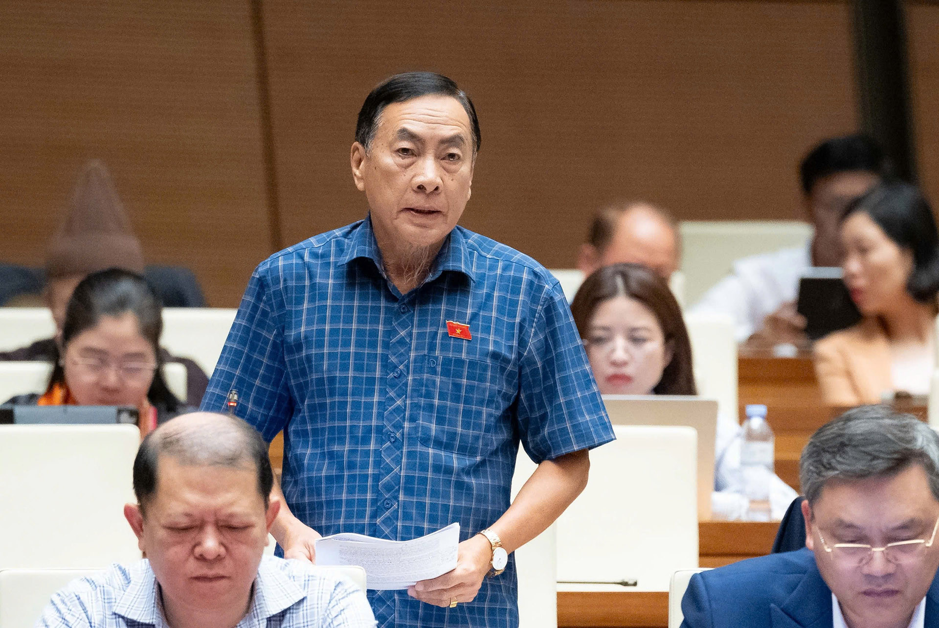 Bộ trưởng Tài chính: Chưa mở rộng danh mục hàng bình ổn giá 1 202511121435540196_z7215978643914_ad44c3c1bcbe28bf7bb6ed534665e854.jpg