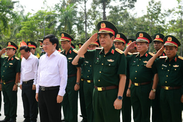 Bộ trưởng Quốc phòng Việt Nam - Campuchia sắp gặp nhau ở biên giới