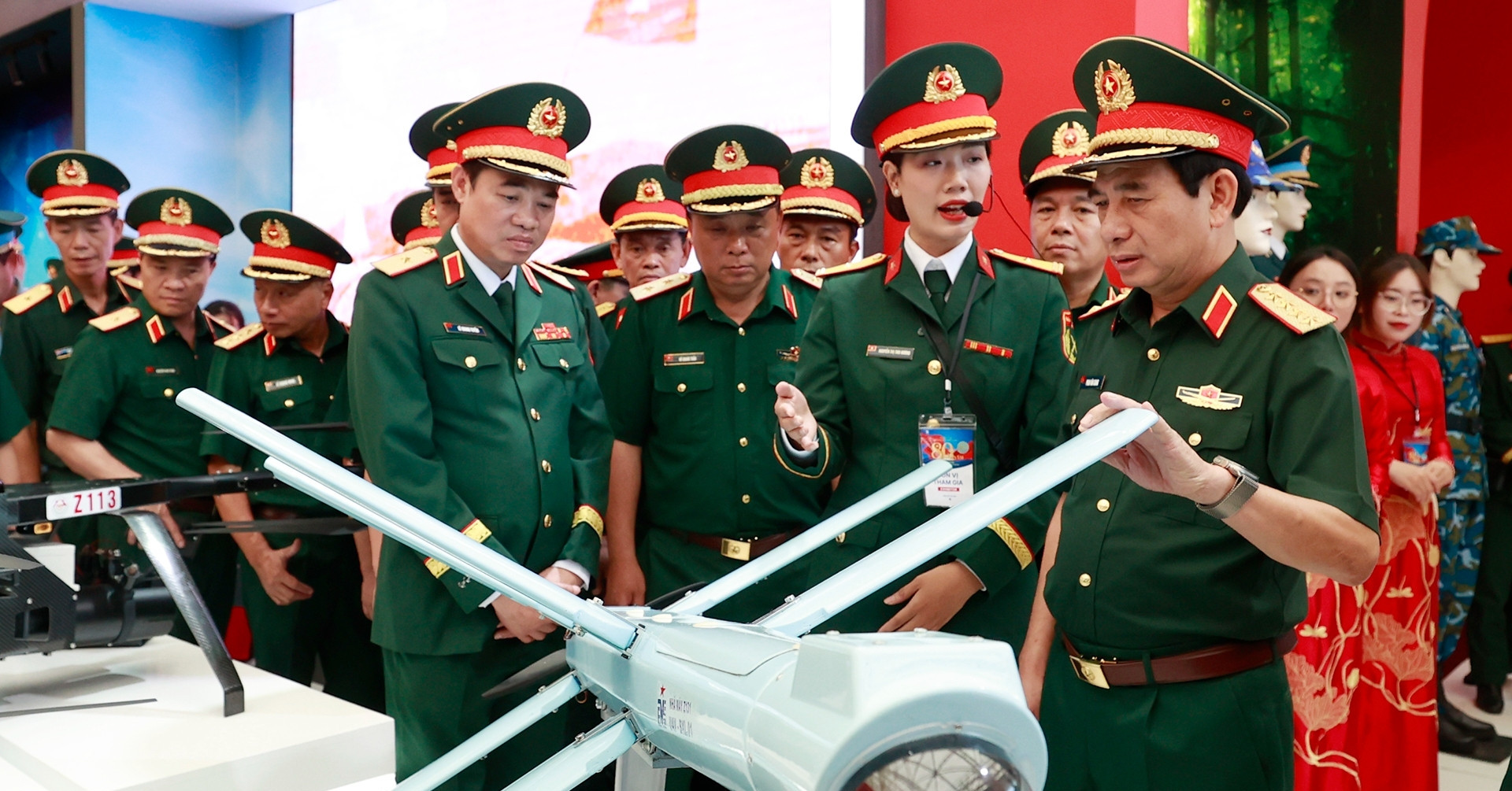 Đề xuất nhân tài quân sự có thể hưởng phụ cấp tăng thêm bằng 550% mức lương