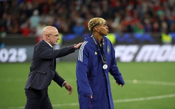 Lamine Yamal La Fuente FR.jpg