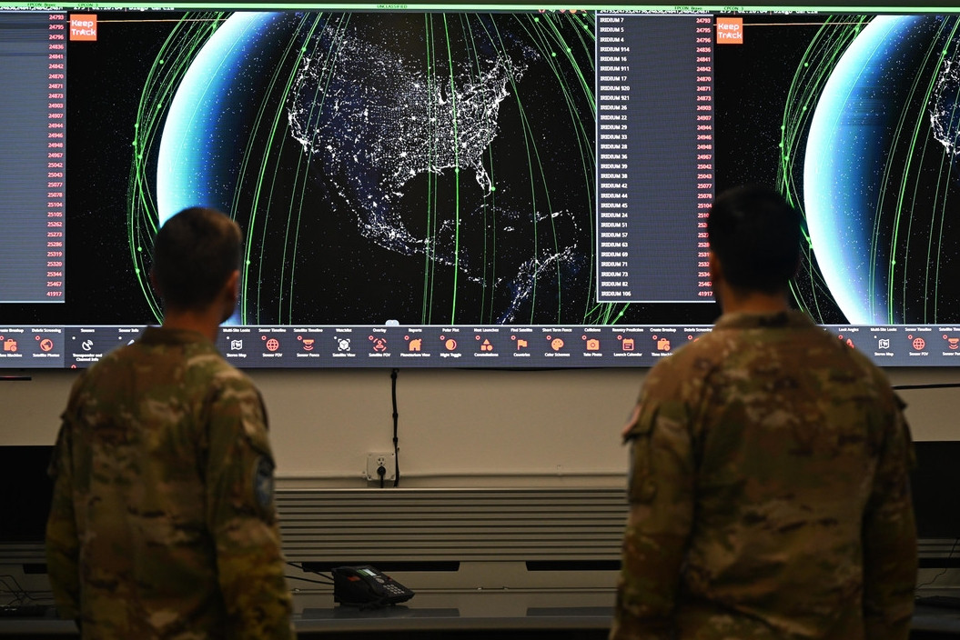 Mỹ 'chọc mù' vệ tinh Nga-Trung bằng siêu Jammer bí mật