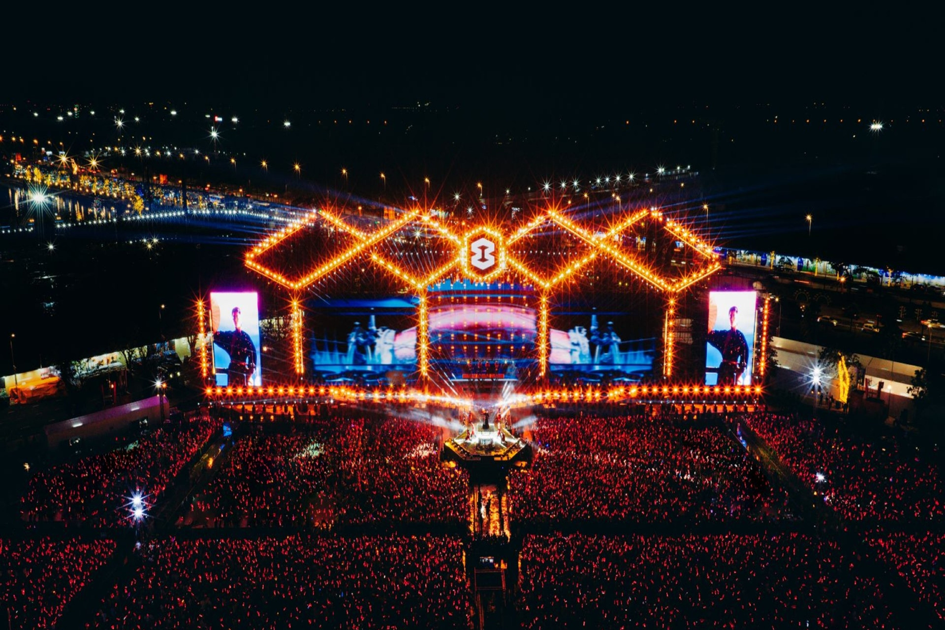 Việt Nam từ ‘thị trường khán giả’ trở thành điểm đến của những world tour