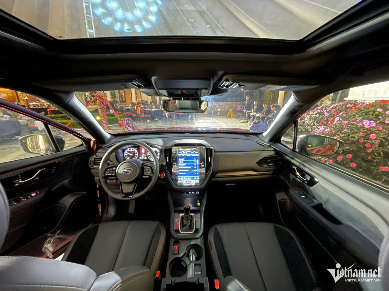 W-Forester noithat.jpg