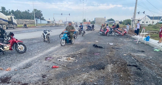 Bản tin cuối ngày 13/11: Hai nhóm thanh niên hỗn chiến,một người bị chém tử vong