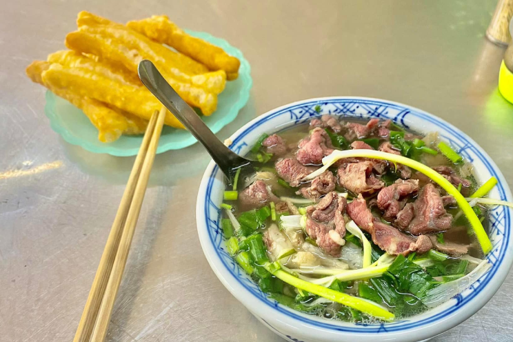 4 lưu ý khi ăn sáng bằng bún, phở