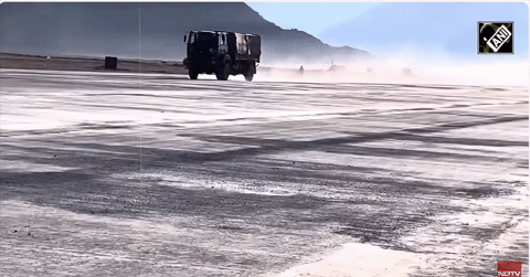 Ấn Độ khánh thành căn cứ không quân gần biên giới Trung Quốc