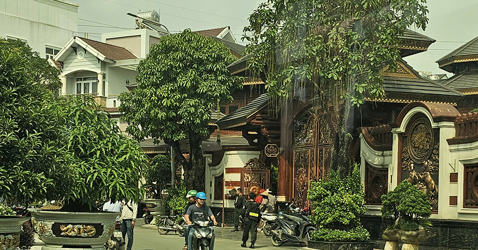 Biệt phủ 4.000 m² của Mailisa ở TPHCM bị cả tră...