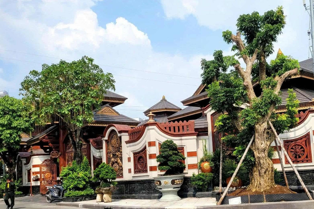 Biệt phủ 4.000 m² của Mailisa ở TPHCM bị cả trăm cảnh sát phong tỏa, khám xét