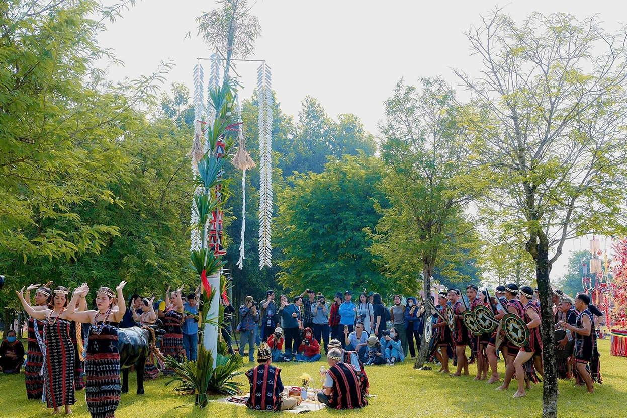 Đại đoàn kết toàn dân tộc: Tư duy mới, tầm nhìn mới trong dự thảo Văn kiện Đại hội 14