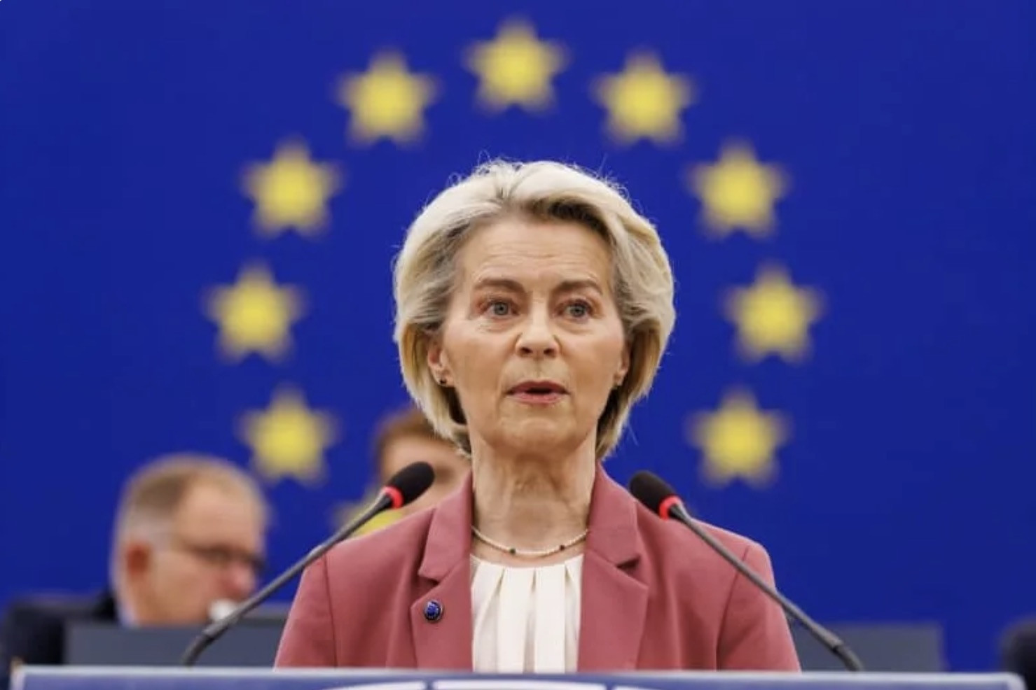 EU chuyển gần 7 tỷ USD doanh thu từ tài sản đóng băng của Nga cho Ukraine