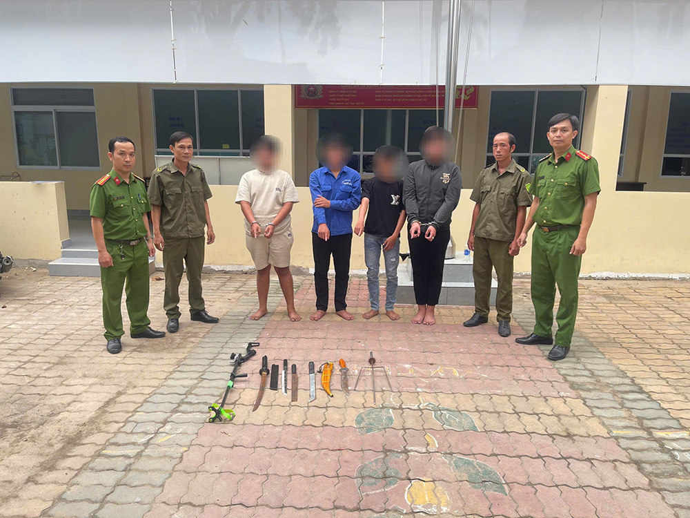 hung khi gay roi.png