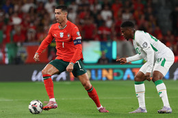 Ronaldo Bo Dao Nha Ireland.jpg