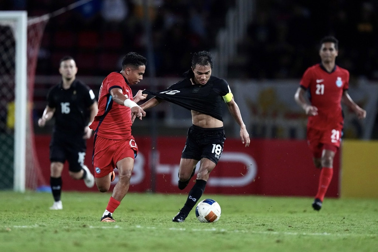 thai lan vs singapore 1.jpg