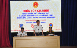 TPHCM tổ chức phiên tòa giả định tuyên truyền chống khai thác IUU cho ngư dân.jpg