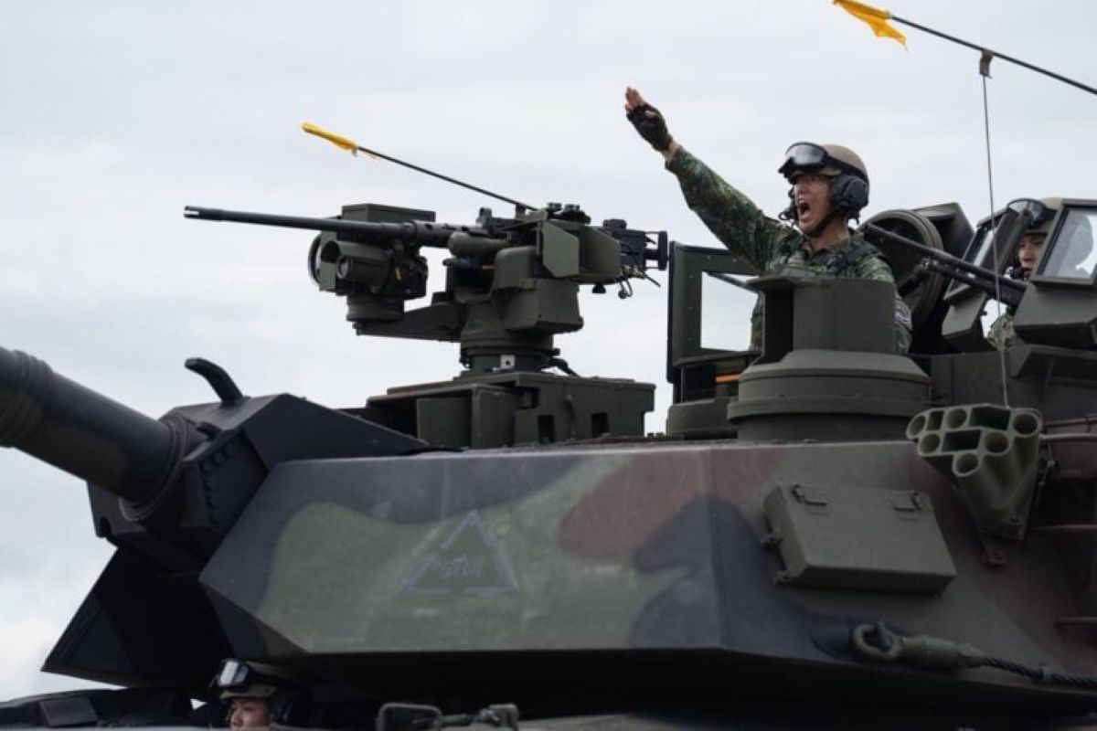 Xe tăng M1A2T Abrams 2.jpg