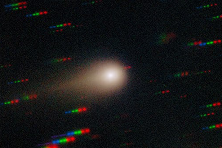 Vật thể liên sao 3I/ATLAS 'sống sót' kỳ lạ sau khi bay sượt qua Mặt Trời