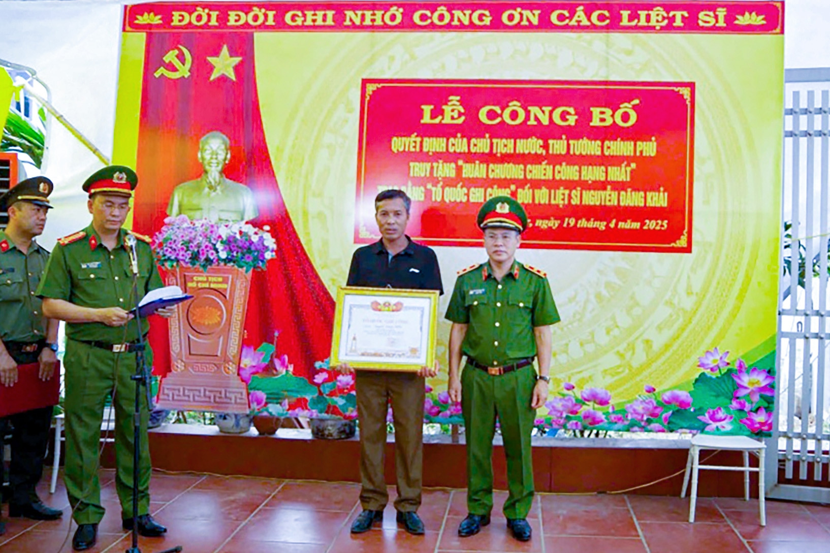 Công an Hưng Yên tuyển dụng em gái của liệt sĩ Nguyễn Đăng Khải vào phòng An ninh kinh tế