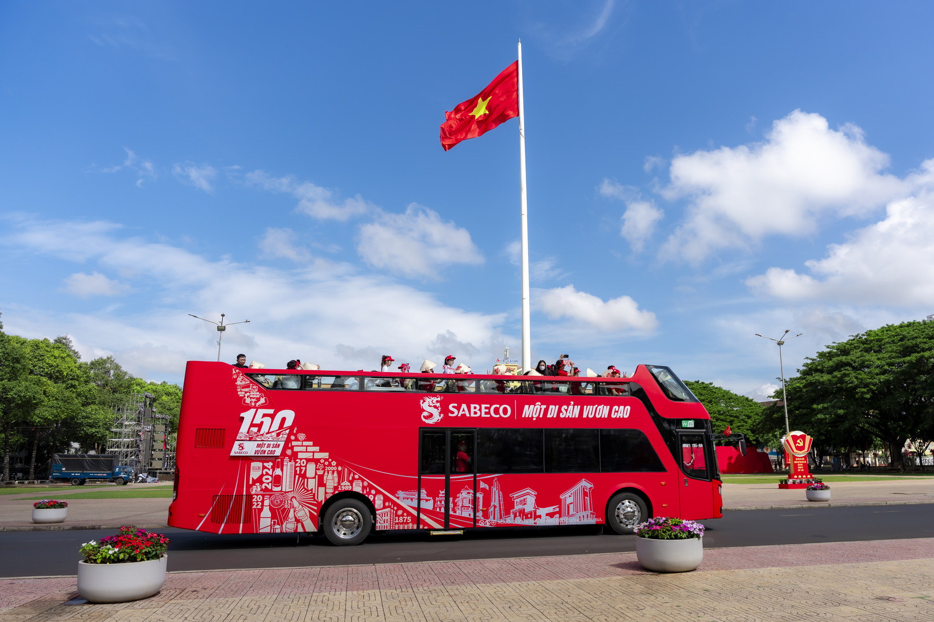 Copy of “Hành Trình Di Sản” đưa người dân Đắk Lắk khám phá những ngóc ngách của thành phố Buôn Ma Thuột qua trải nghiệm mới mẻ (1).jpg