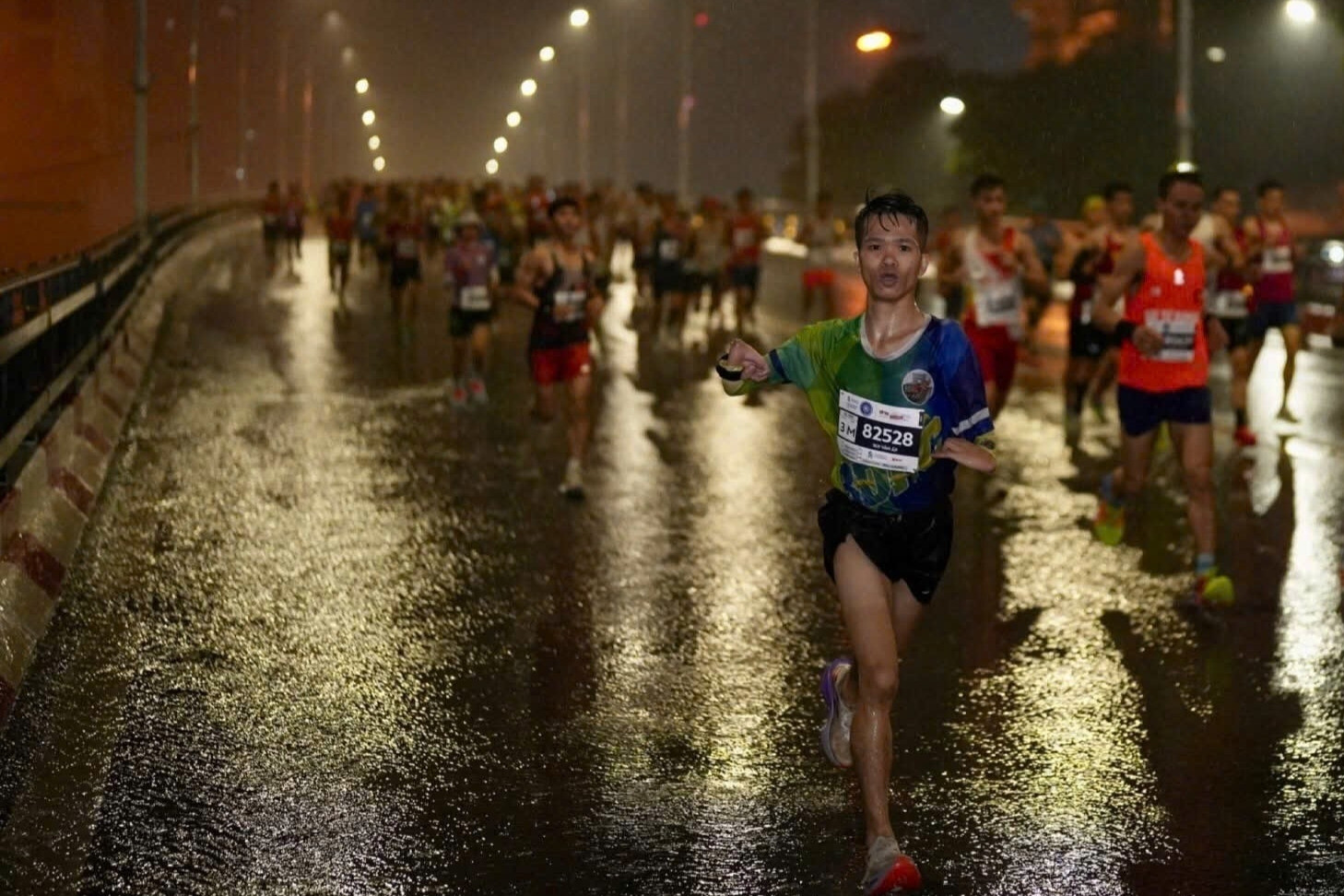 Gần 17.000 người tham gia ‘Ngày hội vui khỏe trực tuyến’ của Standard Chartered