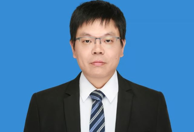 Ngôi sao toán học Trung Quốc trở về quê hương làm giáo sư sau thành công quốc tế