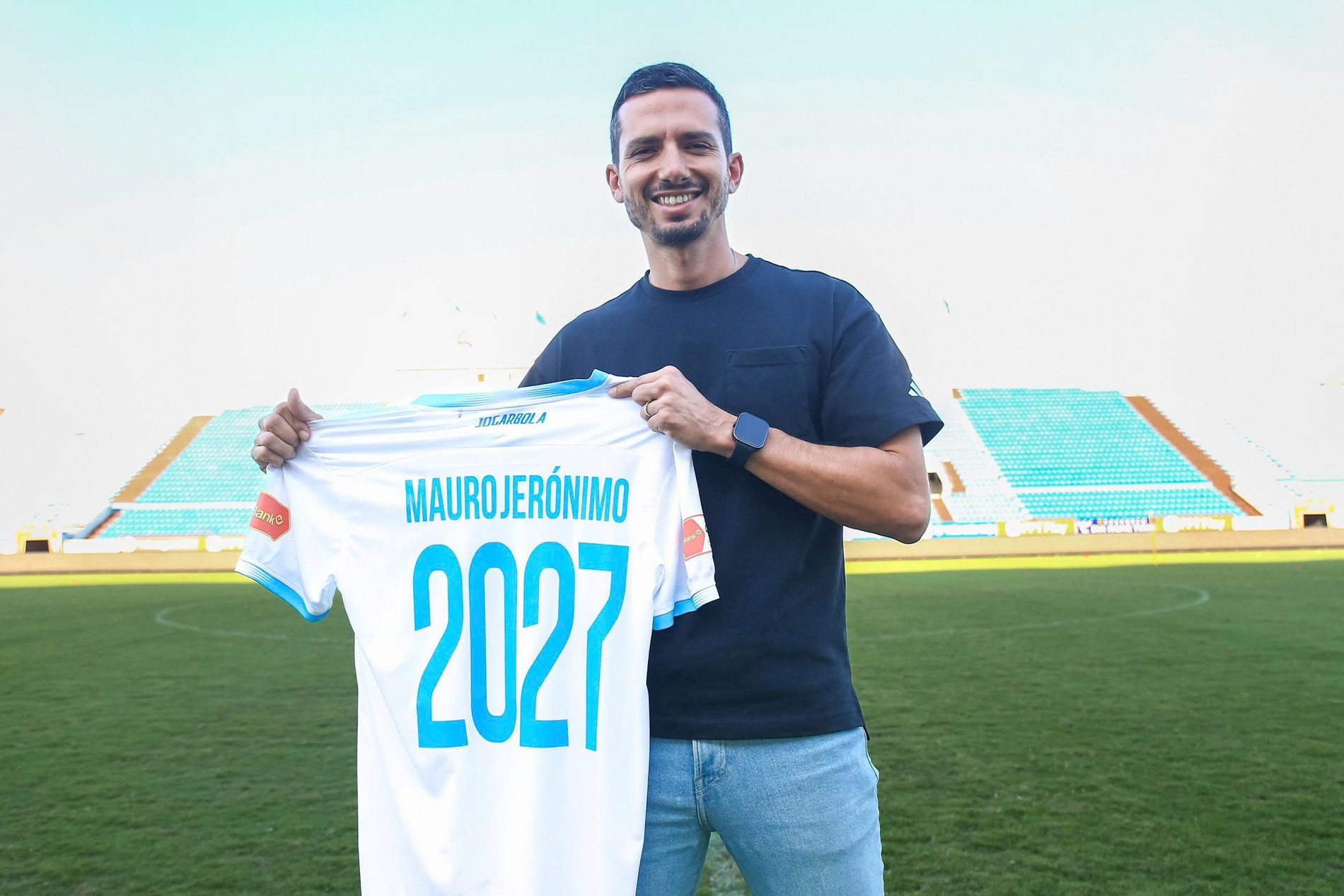 Thầy ngoại dẫn dắt Xuân Son ở CLB Nam Định