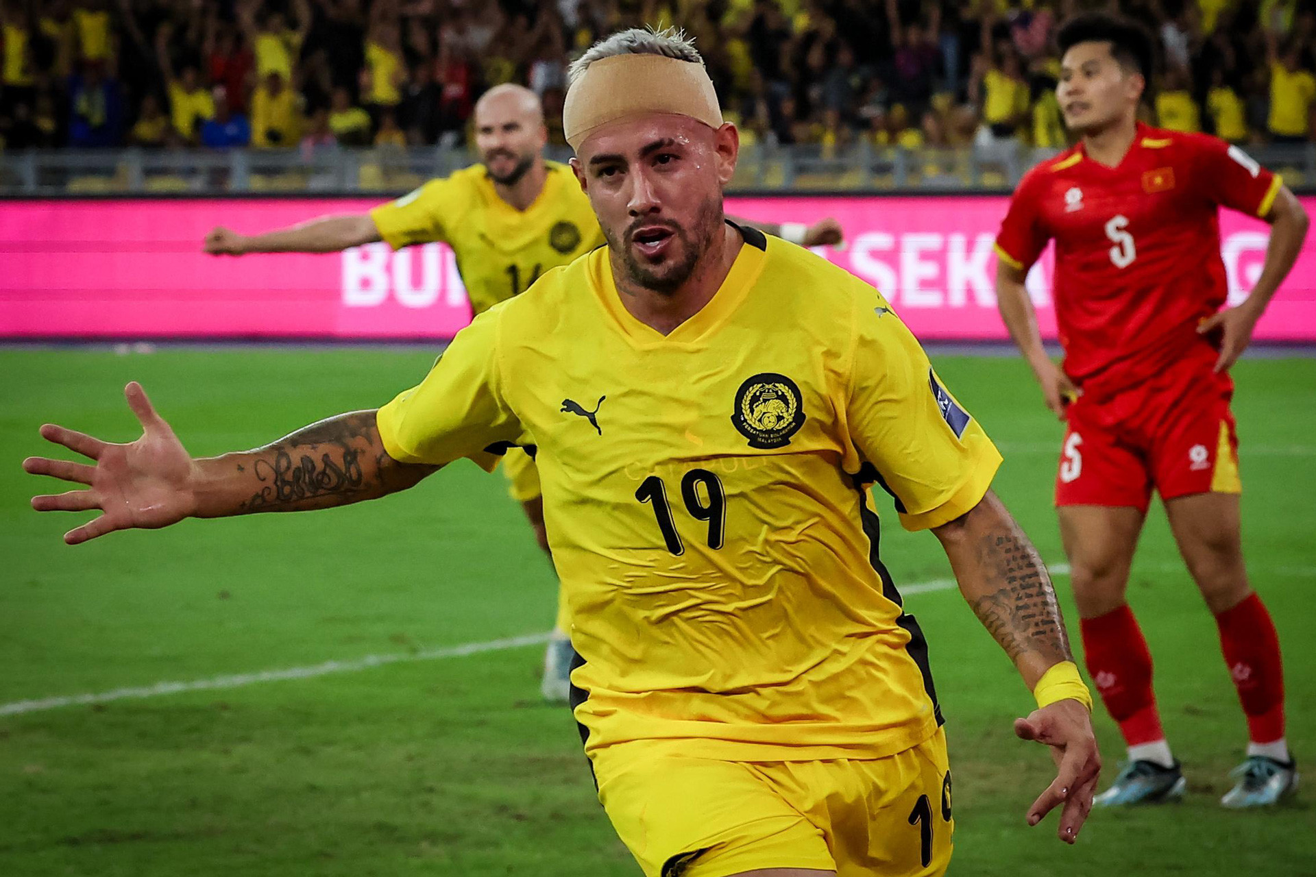 Utusan - Hodalgo Malaysia Viet Nam.jpg