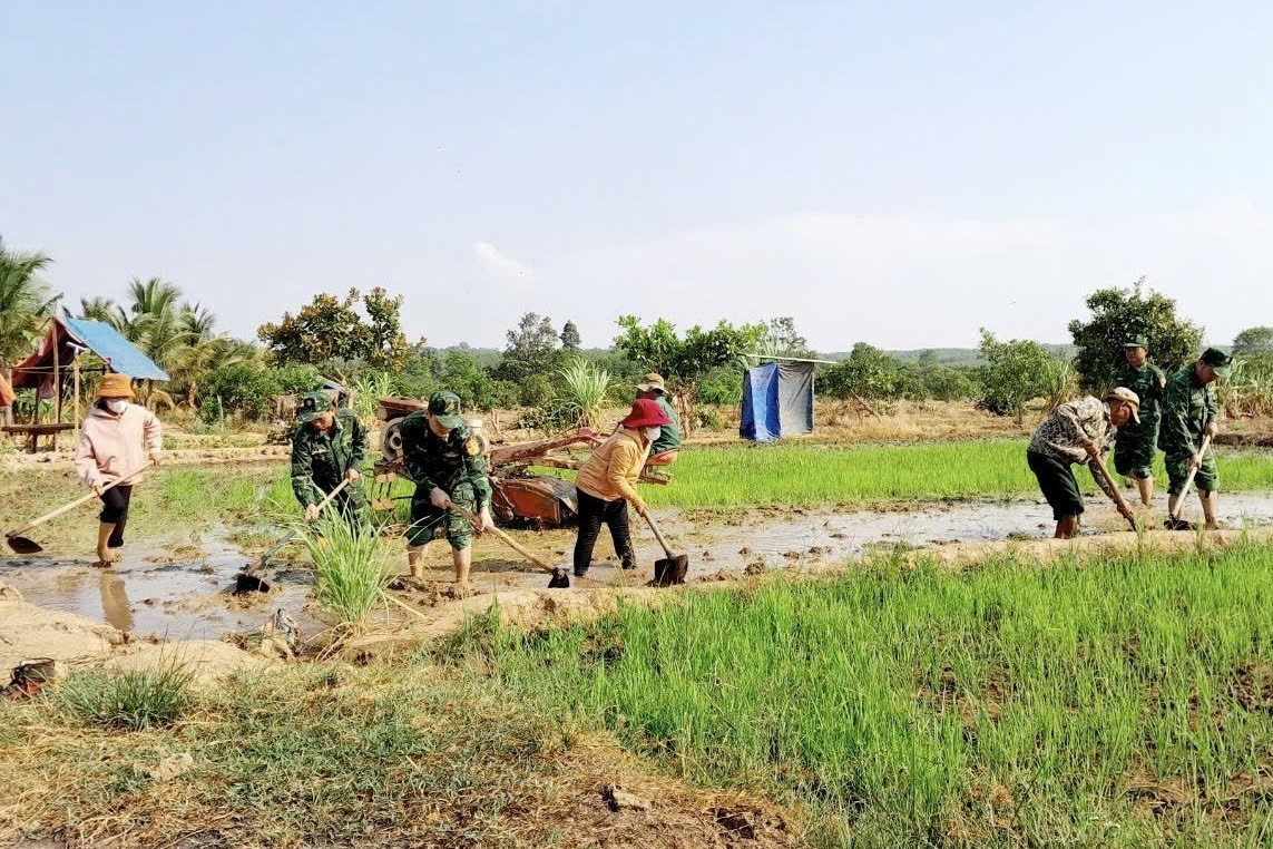 Xứng danh “Bộ đội Cụ Hồ” nơi tuyến đầu Tổ quốc