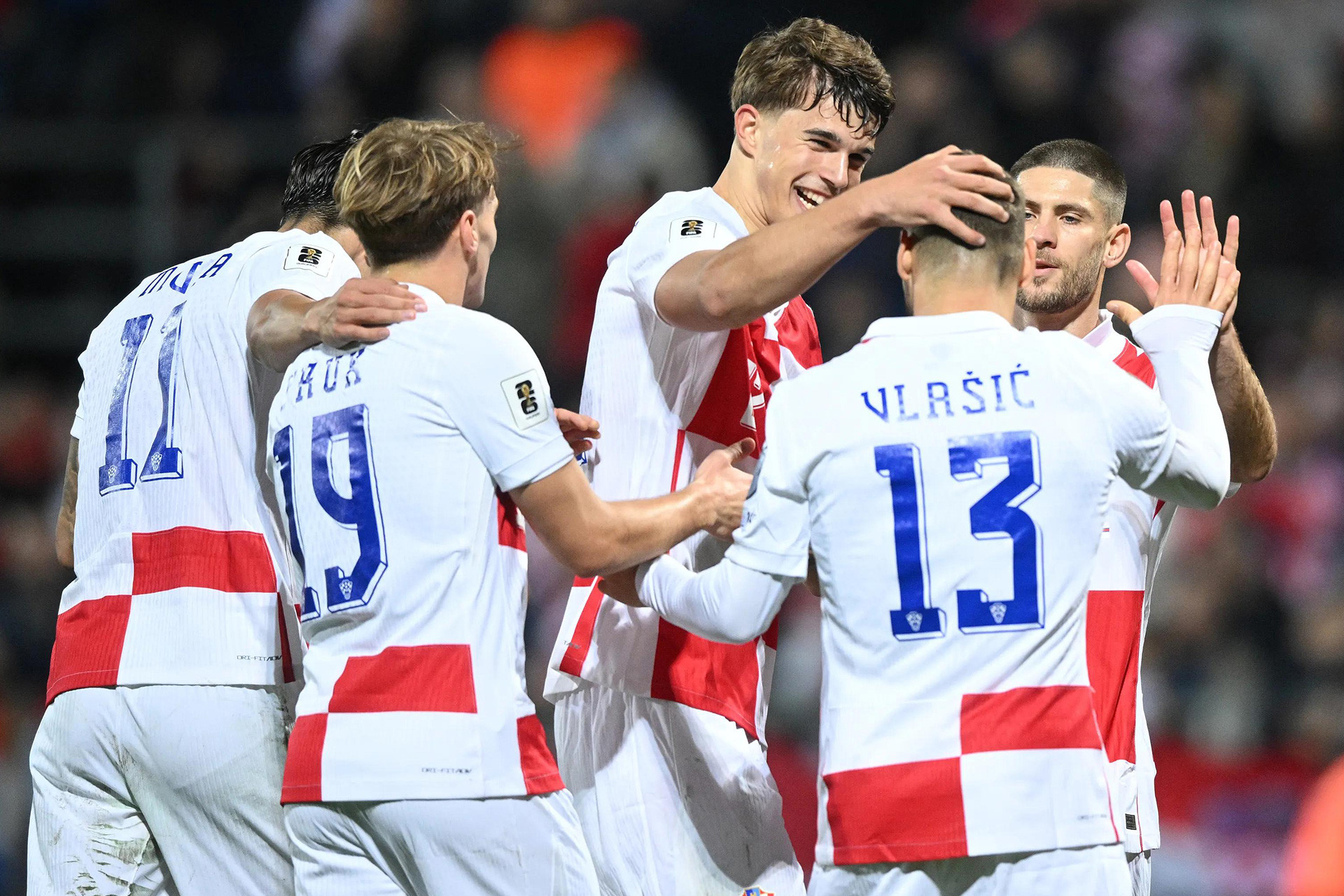 Croatia mừng chiếc vé World Cup