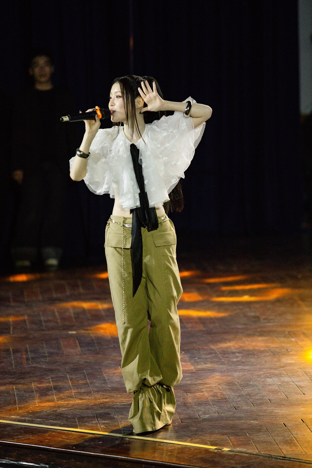 Han Sara tập luyện