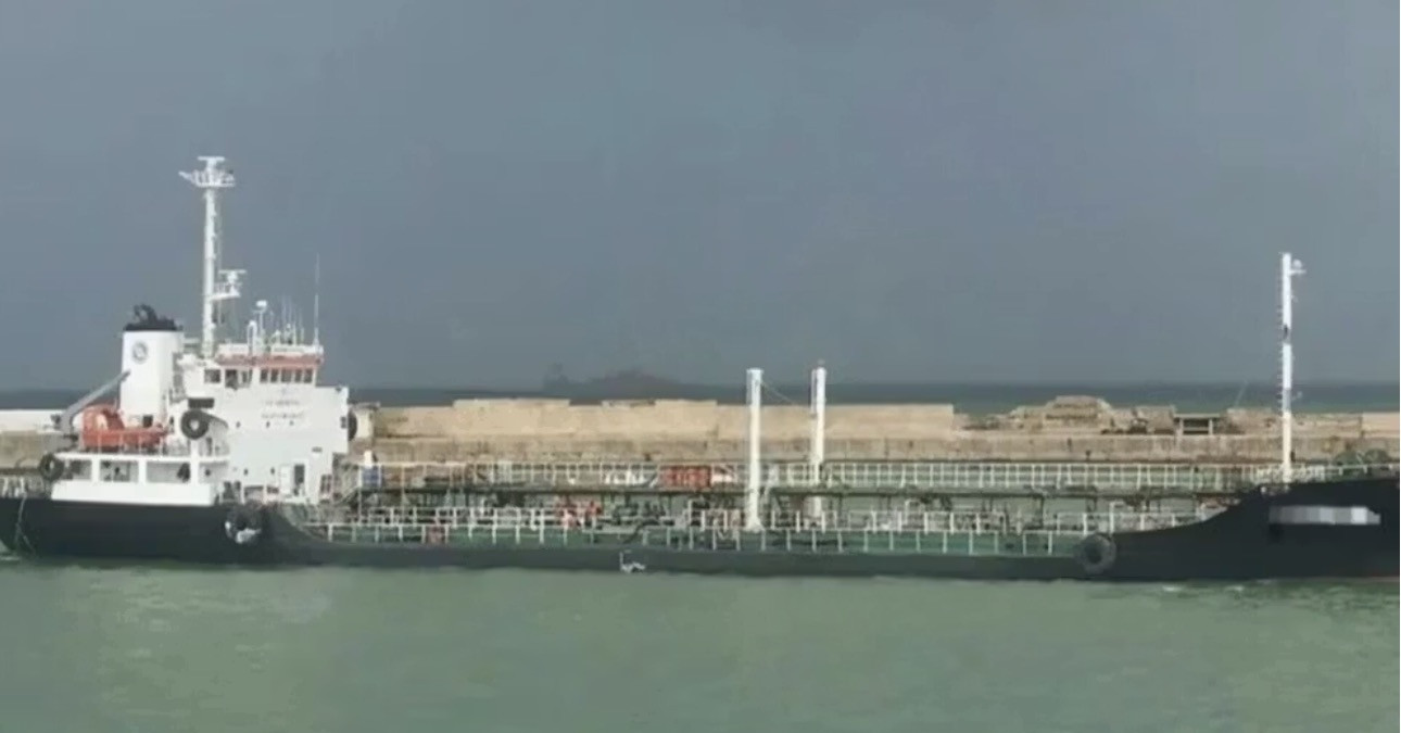 Iran bắt giữ tàu chở dầu, thử nghiệm hệ thống cảnh báo vì lo ngại chiến tranh