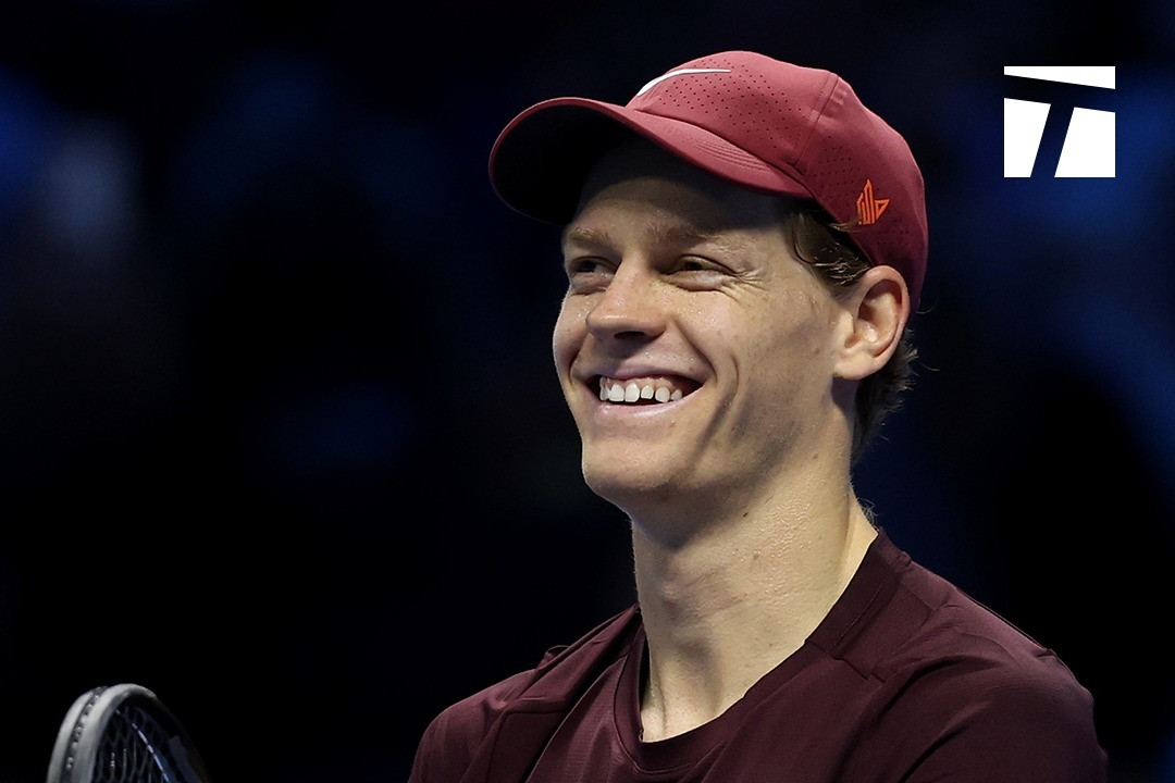 Jannik Sinner hẹn Carlos Alcaraz ở chung kết ATP Finals 2025