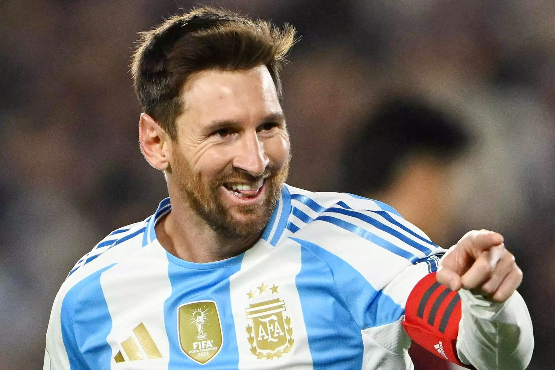 Messi ghi bàn và kiến tạo, Argentina thắng trận cầu đặc biệt