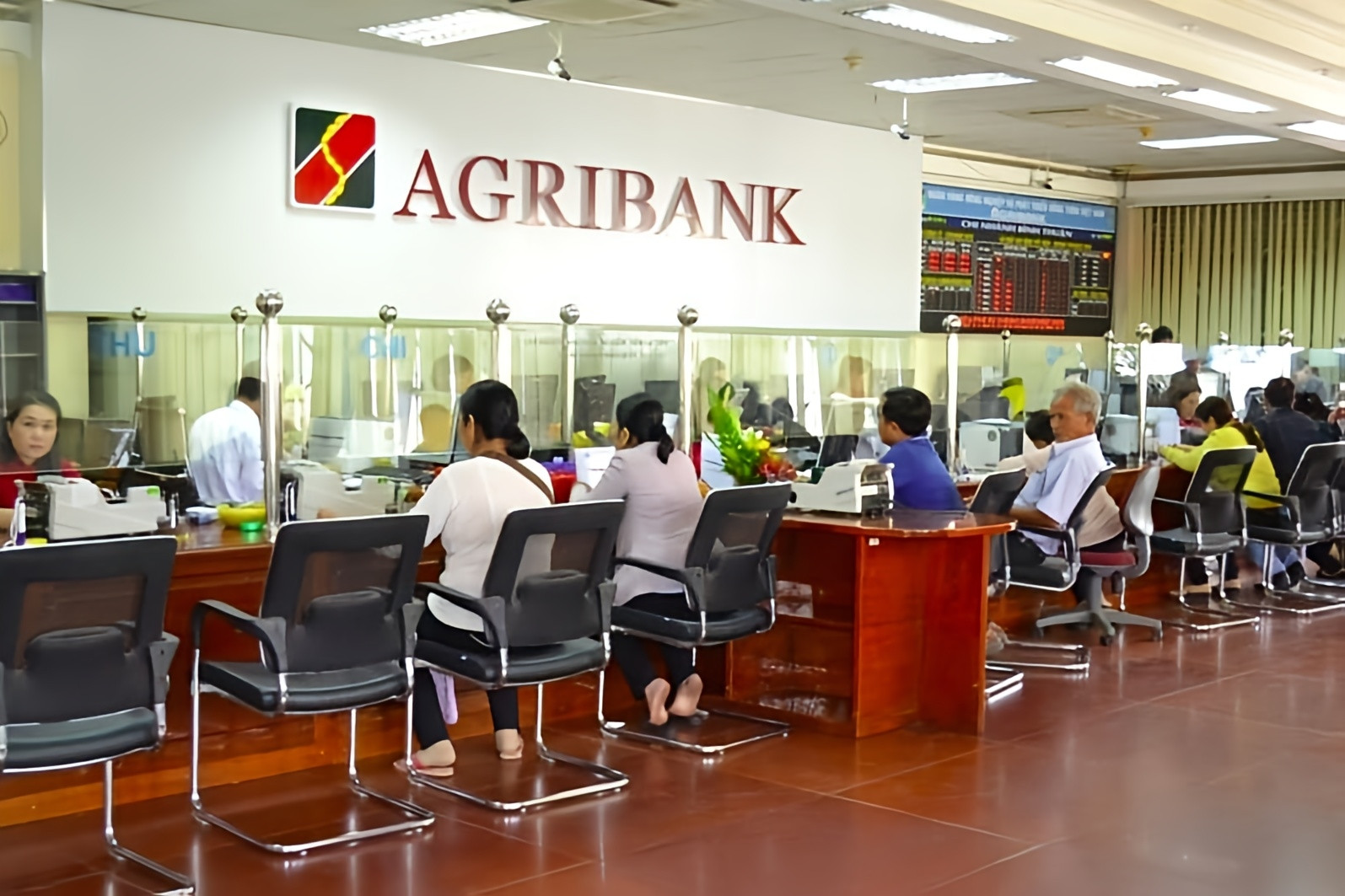 Thời gian làm việc của ngân hàng Agribank