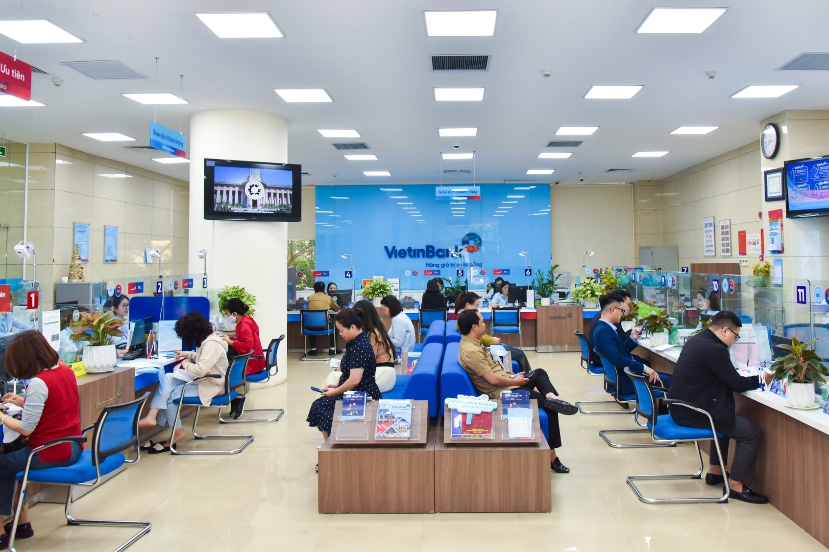 Thời gian làm việc của ngân hàng Vietinbank